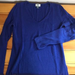 Lightweight, comfy blue sweater